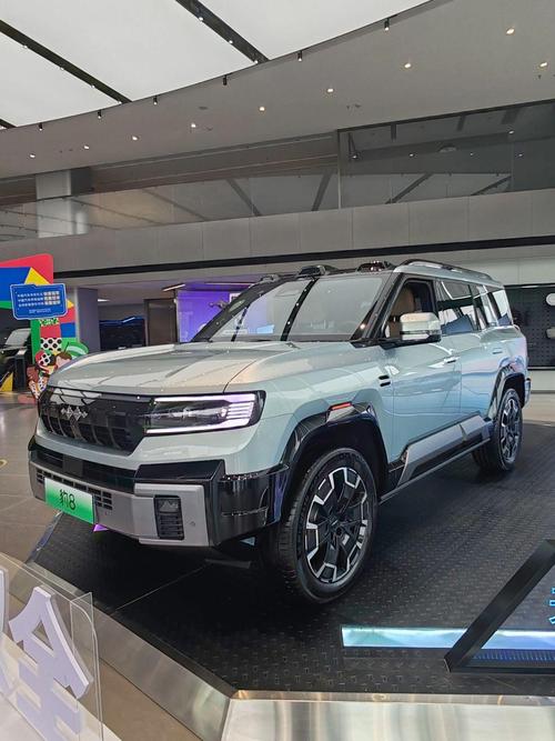 广州292比亚迪方程豹硬派越野的爆款，英菲尼迪35周年与你共成长